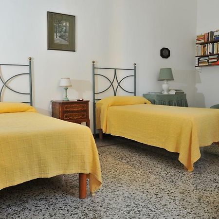 La Concordia Bed & Breakfast Наполи Екстериор снимка