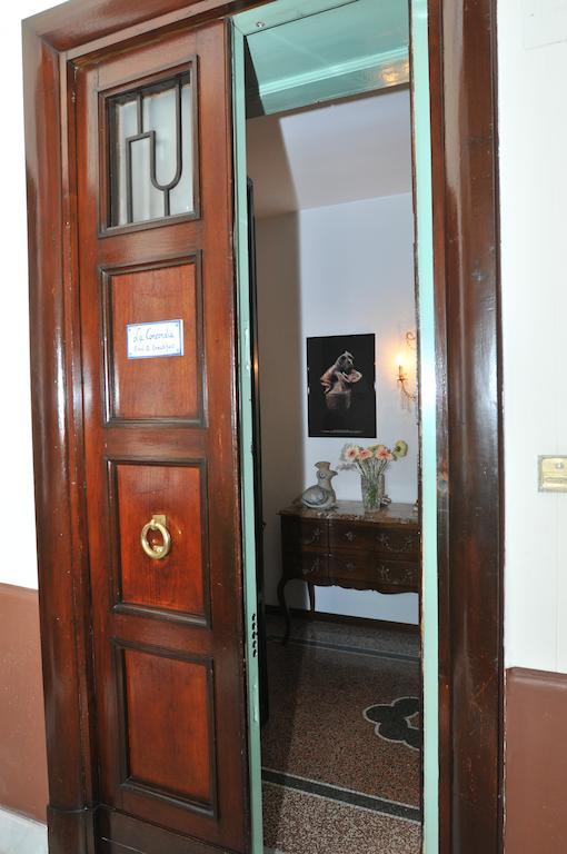 La Concordia Bed & Breakfast Наполи Екстериор снимка