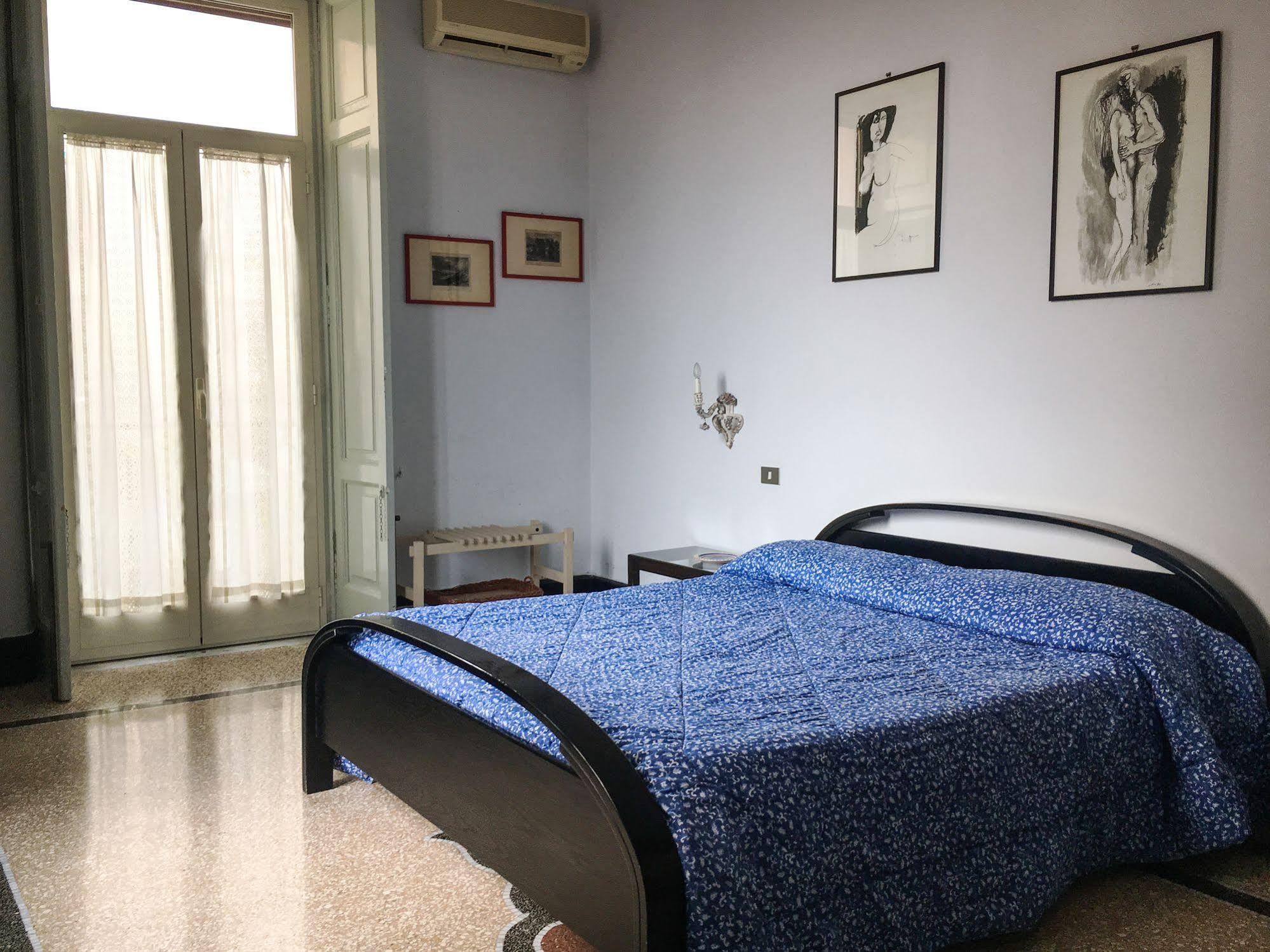 La Concordia Bed & Breakfast Наполи Екстериор снимка