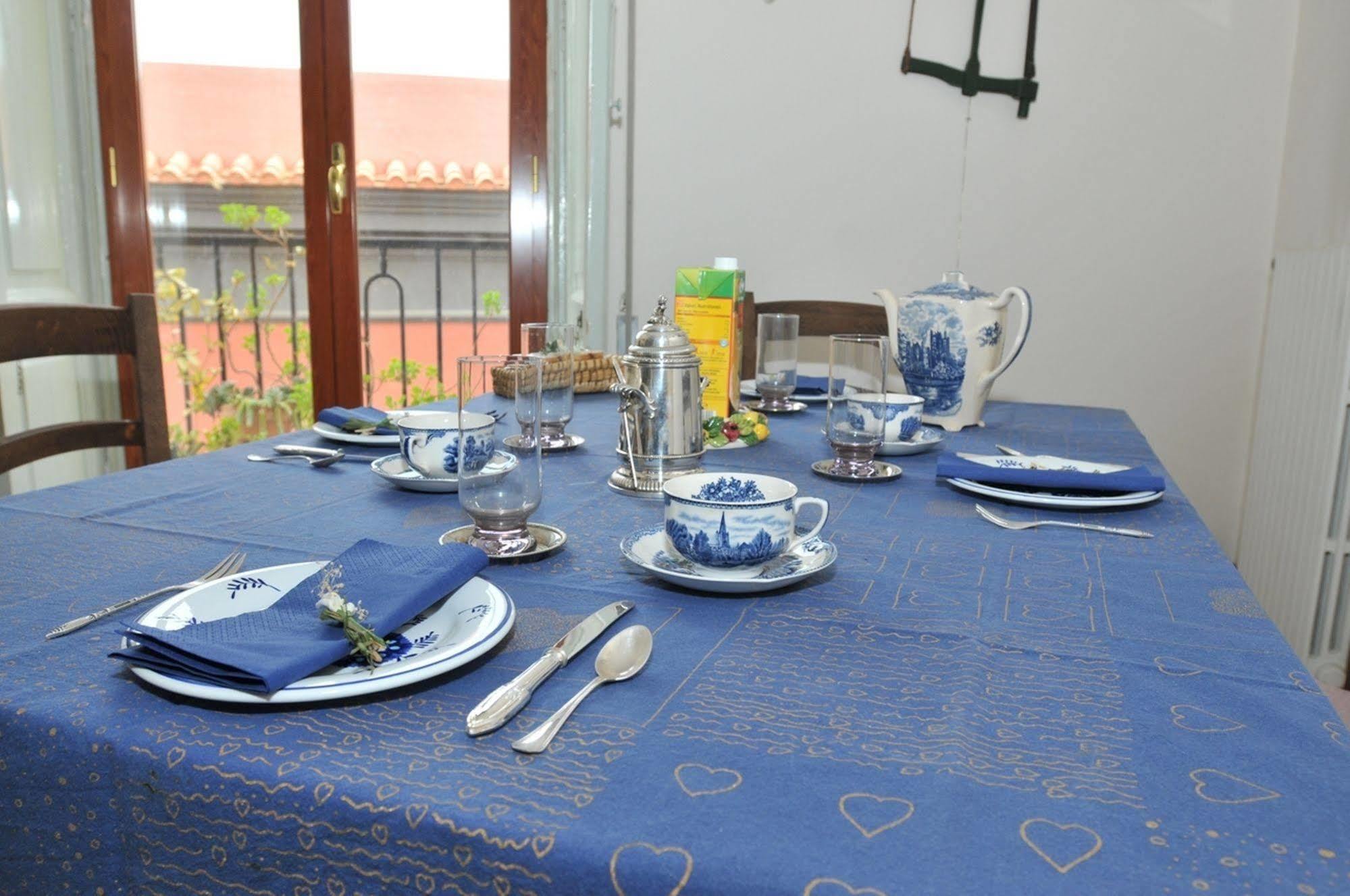 La Concordia Bed & Breakfast Наполи Екстериор снимка
